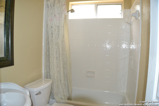 Image 16 of 21 For 12360 Hart Crest