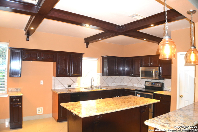 Image 4 of 21 For 12360 Hart Crest