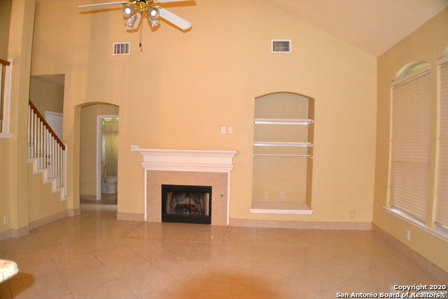 Image 8 of 21 For 12360 Hart Crest