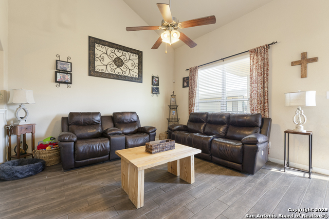 Image 10 of 36 For 2263 Clover Ridge