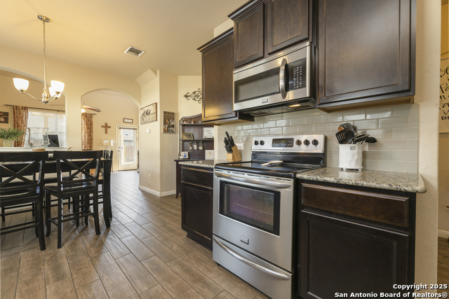 Image 12 of 36 For 2263 Clover Ridge