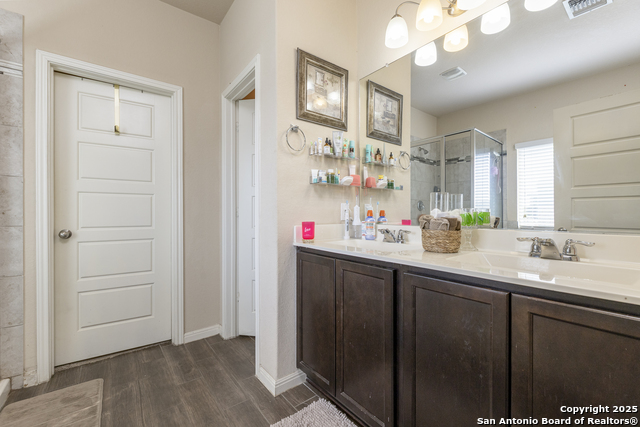 Image 23 of 36 For 2263 Clover Ridge