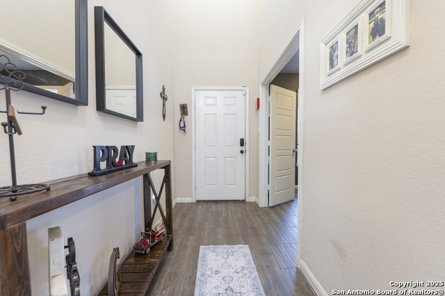 Image 4 of 36 For 2263 Clover Ridge