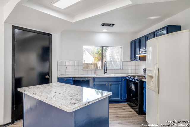 Image 10 of 25 For 11733 Spring Ridge