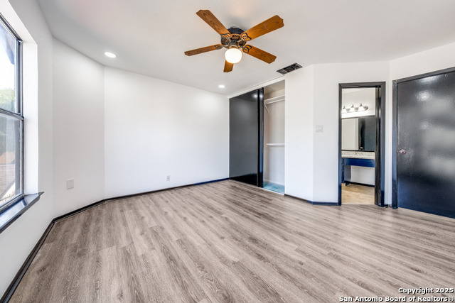 Image 16 of 25 For 11733 Spring Ridge