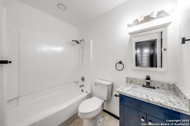 Image 21 of 25 For 11733 Spring Ridge