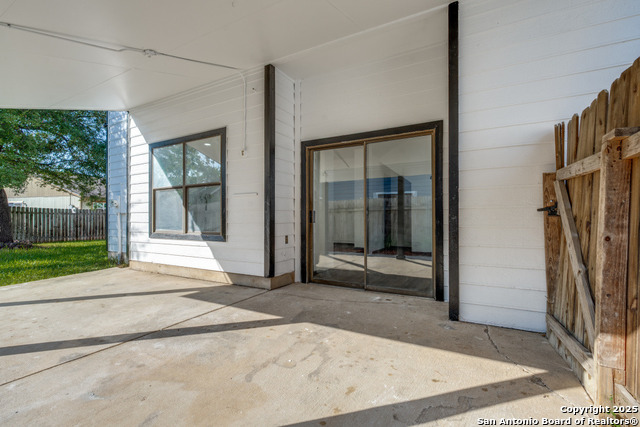 Image 22 of 25 For 11733 Spring Ridge