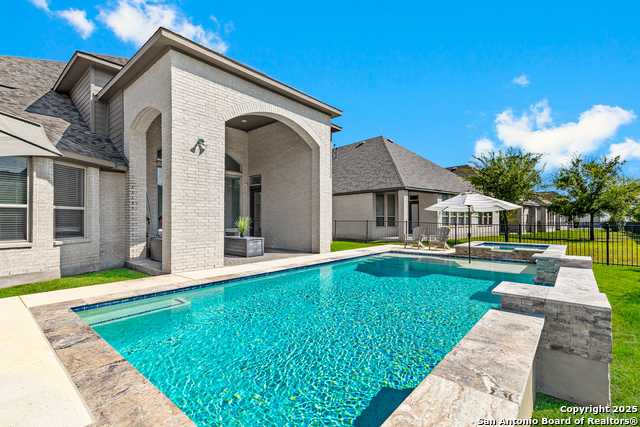 Image 25 of 27 For 7011 Cantera Manor