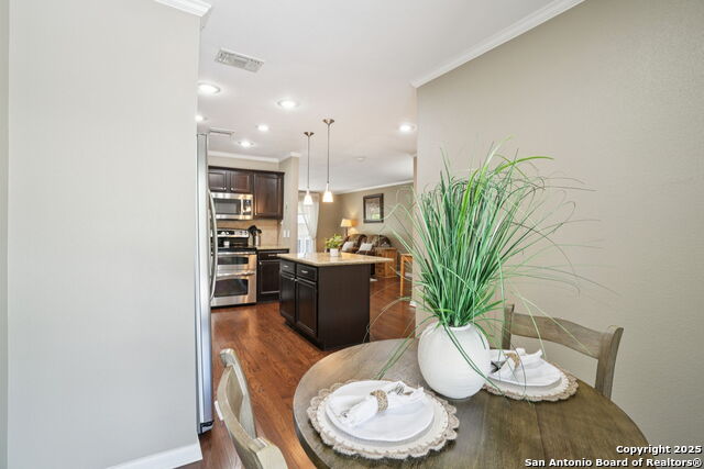 Image 11 of 27 For 100 Lorenz  1204