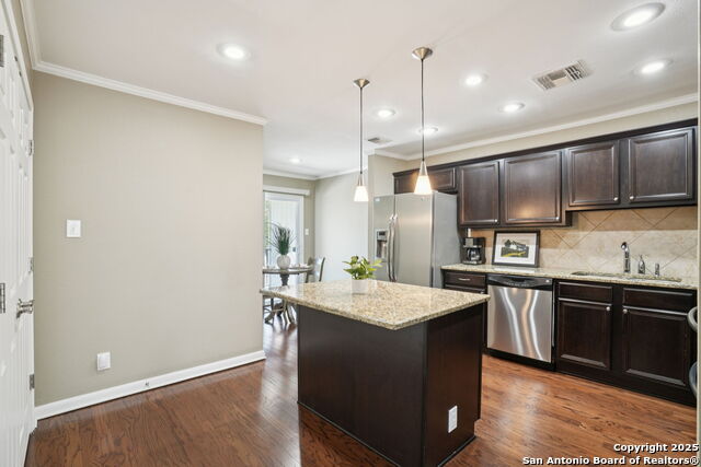 Image 12 of 27 For 100 Lorenz  1204