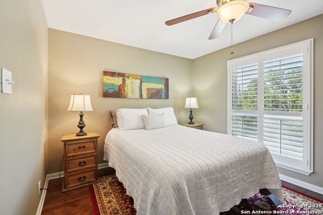 Image 21 of 27 For 100 Lorenz  1204