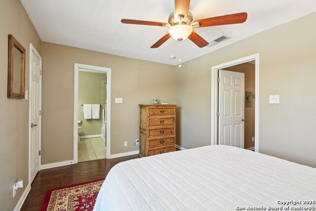 Image 23 of 27 For 100 Lorenz  1204