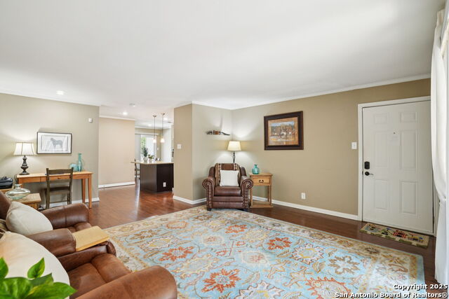 Image 7 of 27 For 100 Lorenz  1204