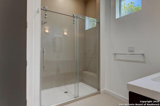 Listing photo id 20 for 117 Marcia  