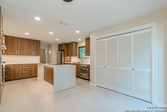 Image 13 of 74 For 3019 Orchard