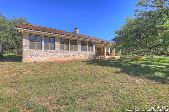 Listing photo id 37 for 830 Palomino Lane