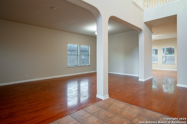 Image 11 of 49 For 9207 Larsons