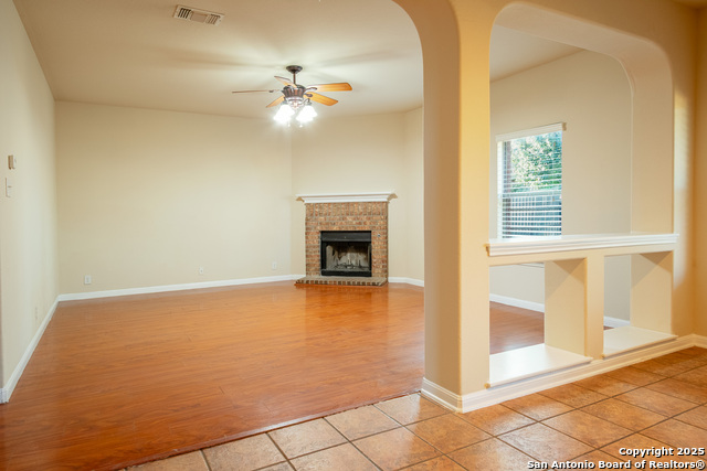 Image 15 of 49 For 9207 Larsons