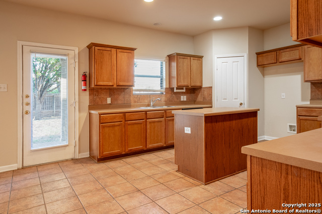 Image 22 of 49 For 9207 Larsons