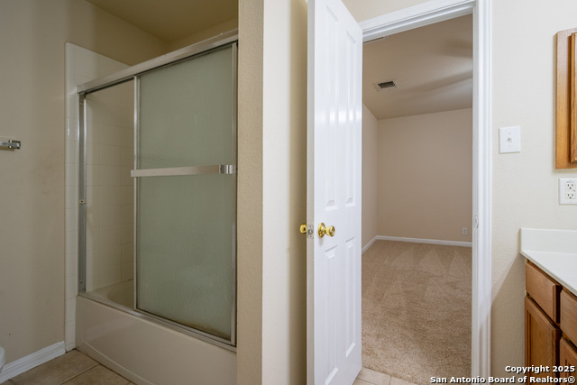 Image 44 of 49 For 9207 Larsons