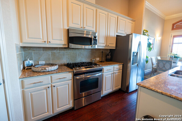 Image 3 of 29 For 8250 Cruiseship Bay  1202