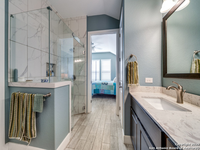 Image 16 of 31 For 102 La Cima