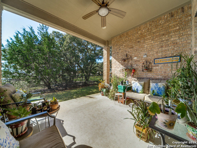 Image 23 of 31 For 102 La Cima