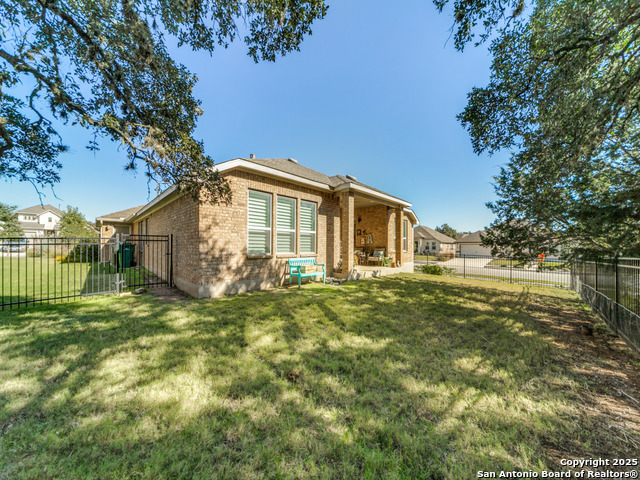 Image 24 of 31 For 102 La Cima