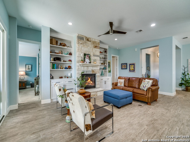 Image 6 of 31 For 102 La Cima