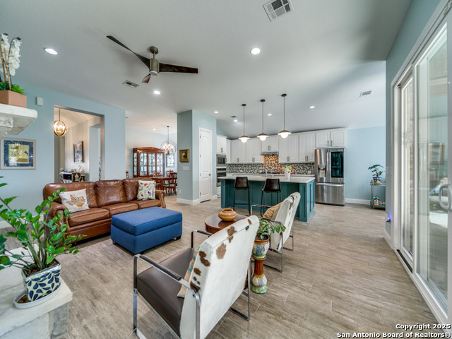 Image 7 of 31 For 102 La Cima