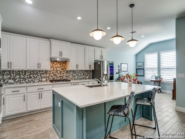 Image 9 of 31 For 102 La Cima