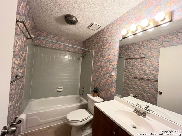 Image 15 of 25 For 13614 Stony Forest Dr