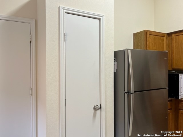 Image 9 of 25 For 13614 Stony Forest Dr