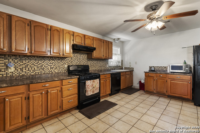 Image 18 of 25 For 944 County Road 769