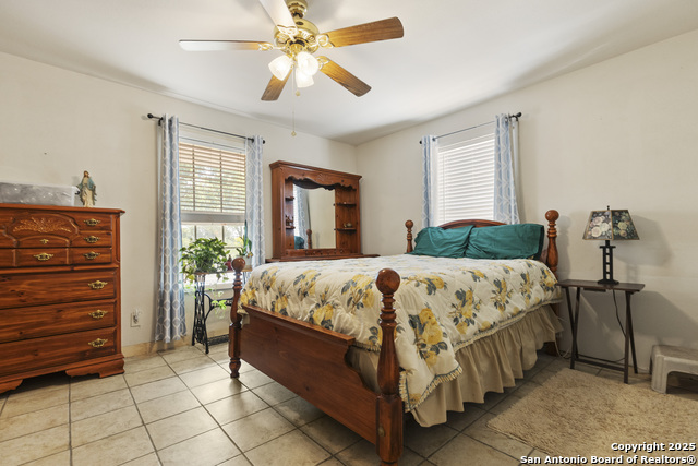 Image 19 of 25 For 944 County Road 769