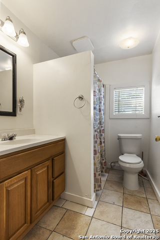 Image 20 of 25 For 944 County Road 769