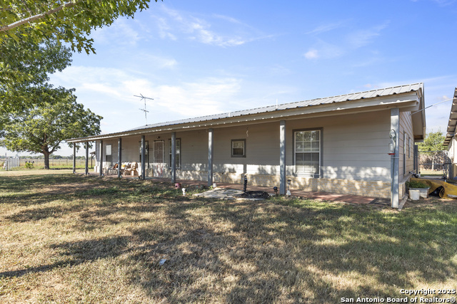 Image 4 of 25 For 944 County Road 769