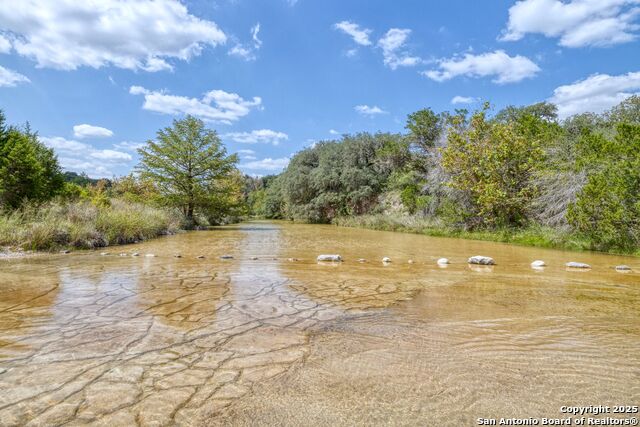 Image 47 of 80 For 394 Squirrel Bend