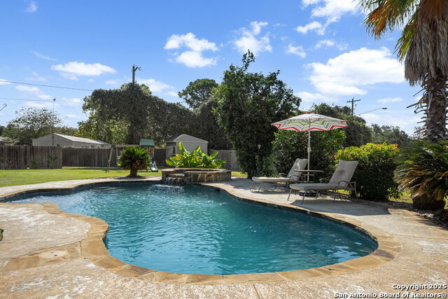 Image 29 of 34 For 1601 Clover Ridge