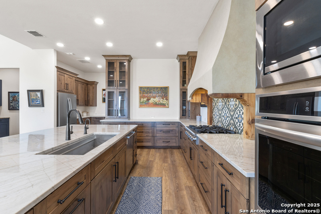 Image 12 of 46 For 673 Travis Forest