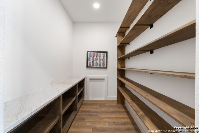 Image 16 of 46 For 673 Travis Forest