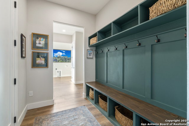 Image 18 of 46 For 673 Travis Forest