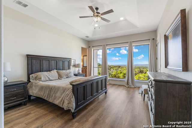 Image 20 of 46 For 673 Travis Forest