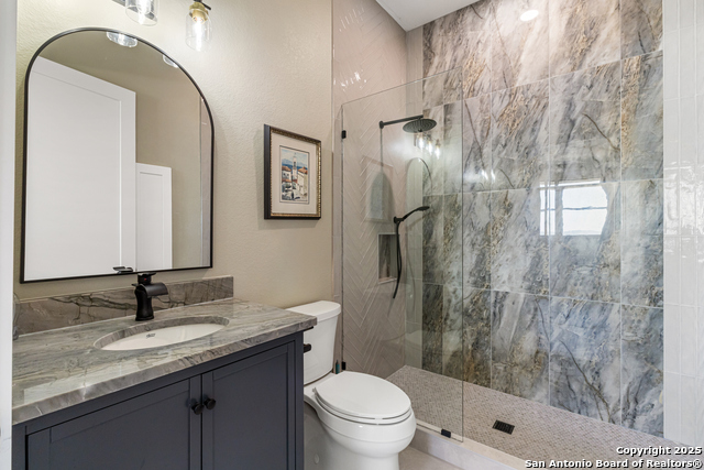 Image 32 of 46 For 673 Travis Forest