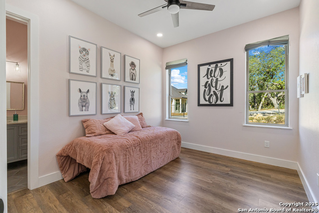 Image 33 of 46 For 673 Travis Forest