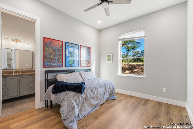 Image 35 of 46 For 673 Travis Forest