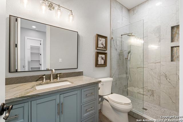 Image 36 of 46 For 673 Travis Forest