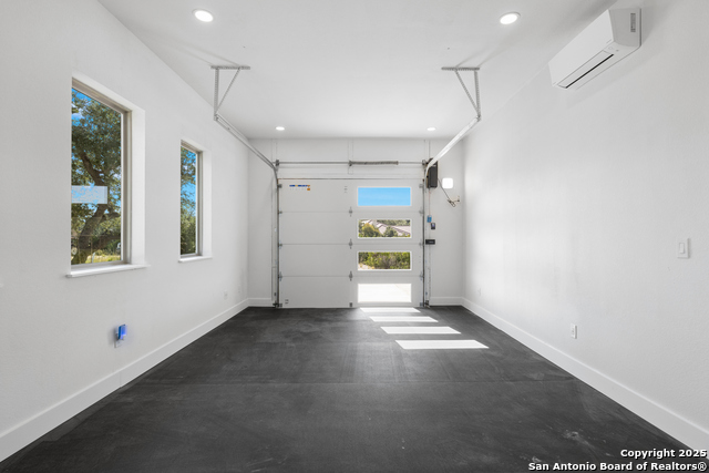 Image 41 of 46 For 673 Travis Forest