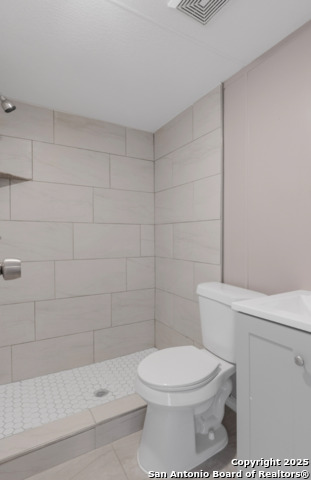 Image 15 of 23 For 385 Will Rogers