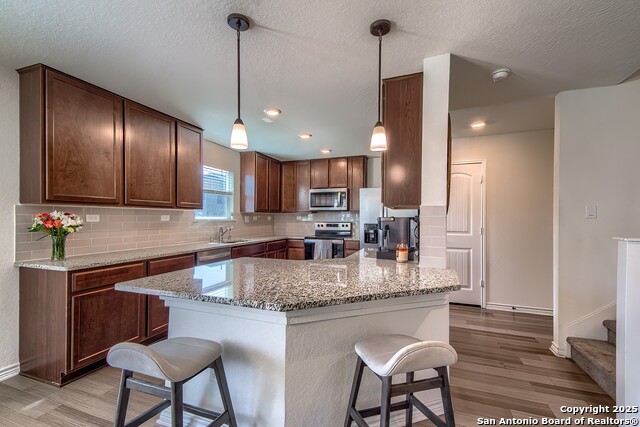 Listing photo id 9 for 6522 Cibolo Springs